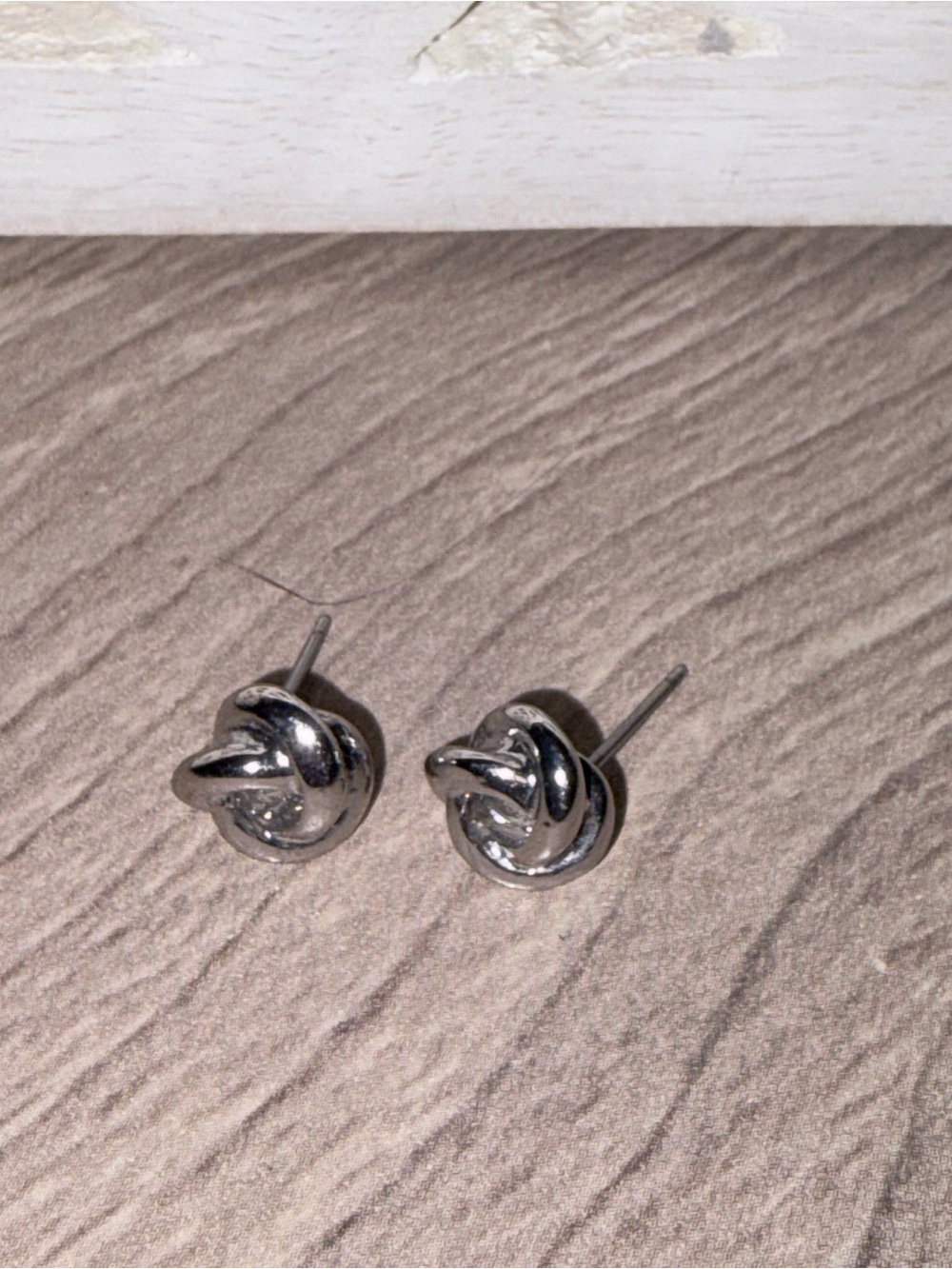 Classic Silver Knot Stud Earrings - Timeless Shine - Picture 1 of 1